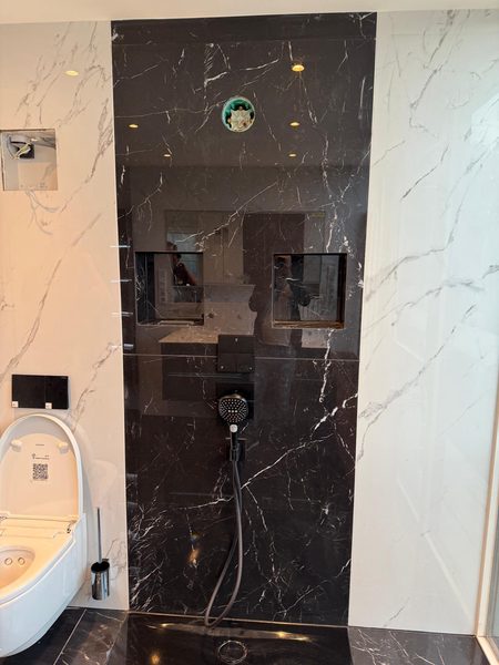 Badsanierung & Sanitärinstallationen
