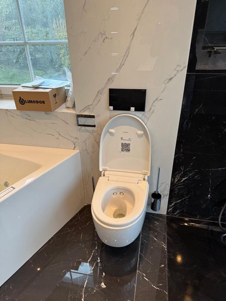 Badsanierung & Sanitärinstallationen